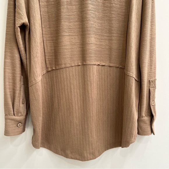 Soft Surroundings Brenna Tunic Top Button Up Taupe Relaxed Lagenlook Medium - Picture 7 of 8